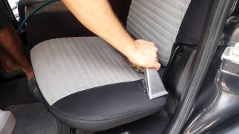 Araçtaki Peynir Suyu Kokusu Nasıl Giderilir?