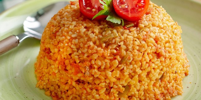 Bulgur Pilavının Yanına Hangi Yemek Gider?